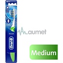Oral B 3D White Pulsar Battery Powered Toothbrush Soft