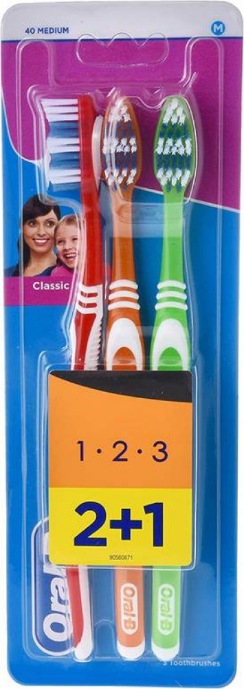Oral B 3in1 Classic Toothbrush Medium