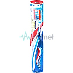 Aquafresh Intense Clean Toothbrush Medium